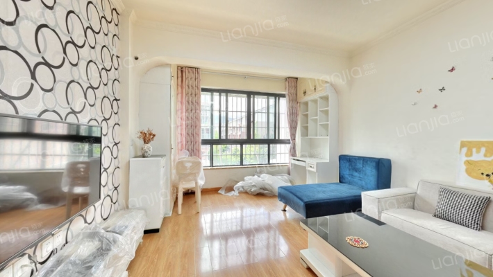 观凤新区东苑二手房实景图