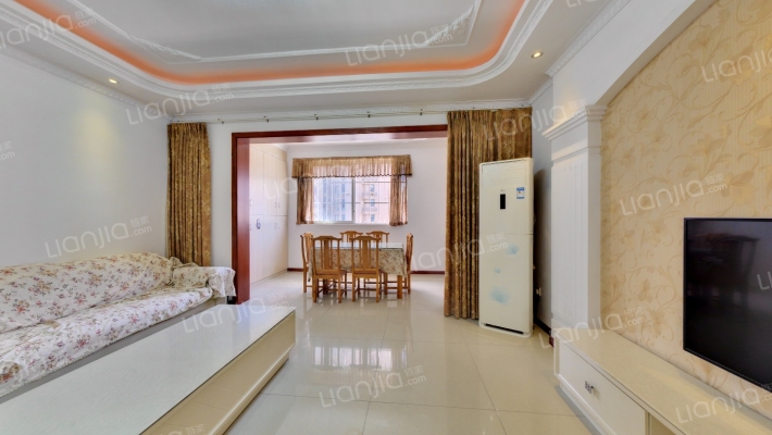 巴黎春天二手房实景图