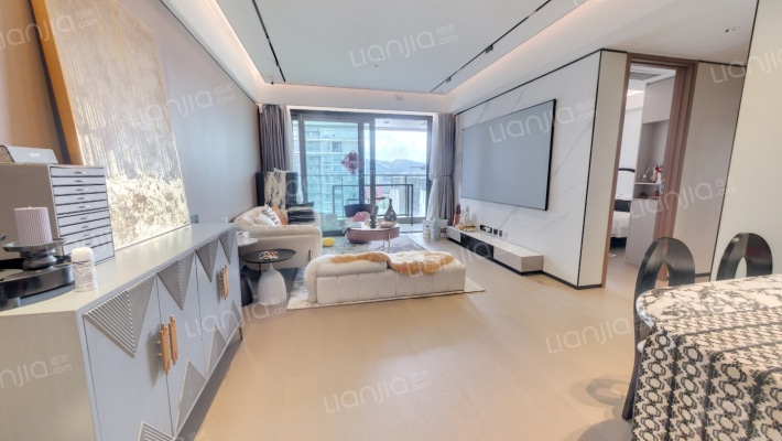 前海润峯府二手房实景图