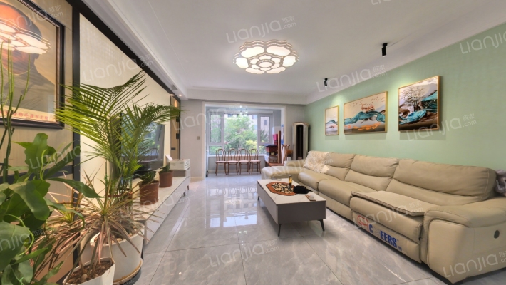 保利金香槟二手房实景图