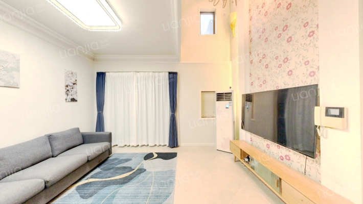 普罗旺世温莎城堡二手房实景图