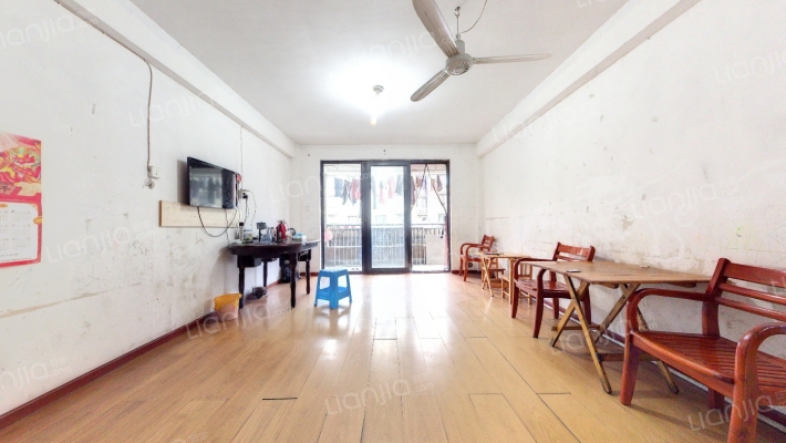 香格名苑二手房实景图