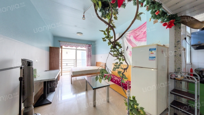 希尔顿阳光二手房实景图