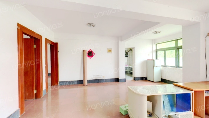 漓江苑二手房实景图