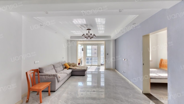 泰信81公馆二手房实景图