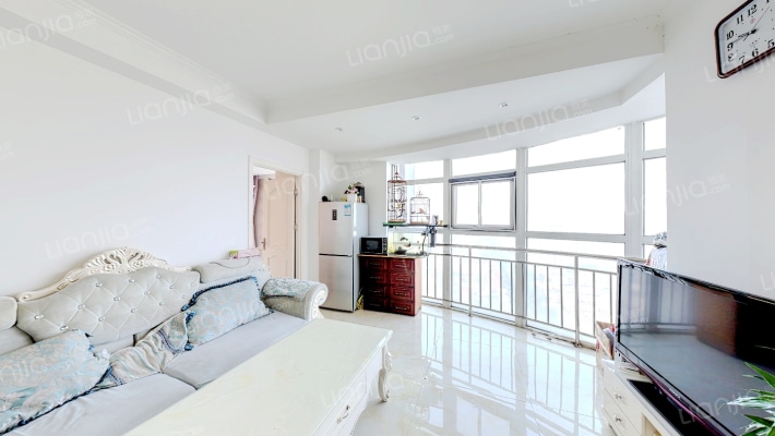 富鼎中心公寓二手房实景图