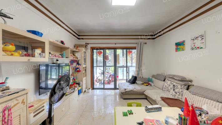 尚层建筑二手房实景图