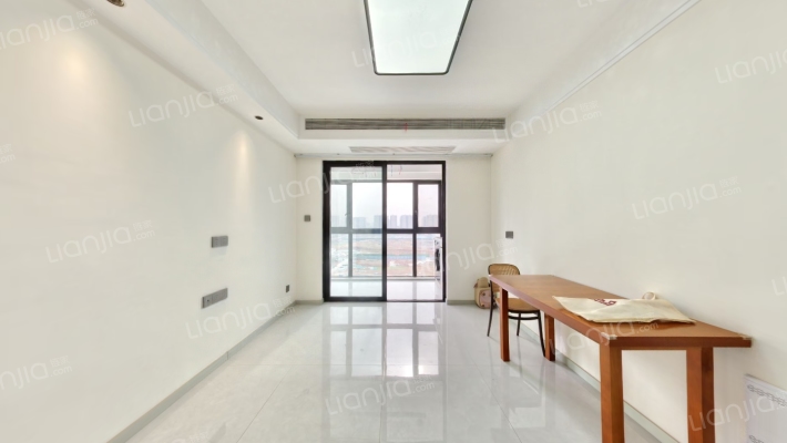 永威瑞和苑二手房实景图