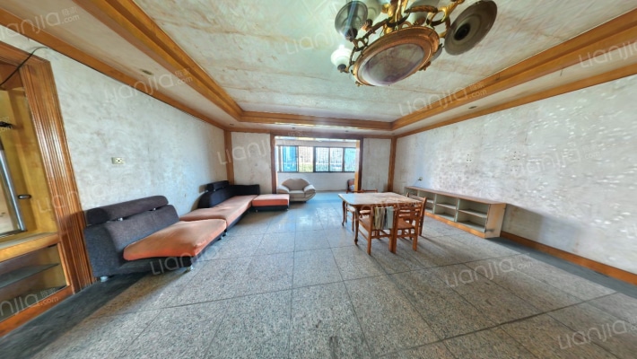 龙泉地税局宿舍二手房实景图