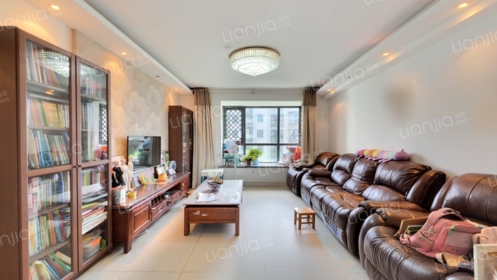 信步闲庭二手房实景图