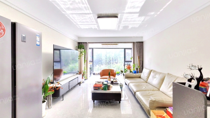 海德公寓二手房实景图