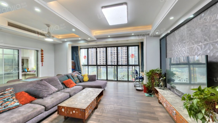 联投广场二手房实景图