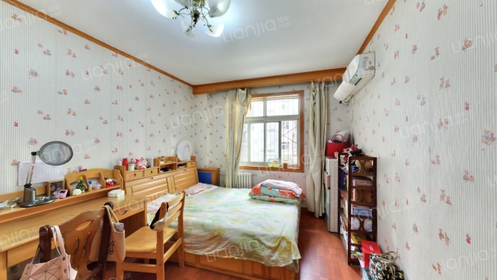 光辉巷4号院二手房实景图