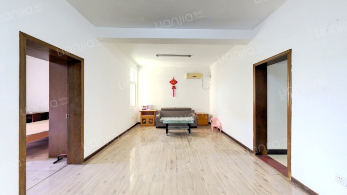 环保局宿舍二手房实景图