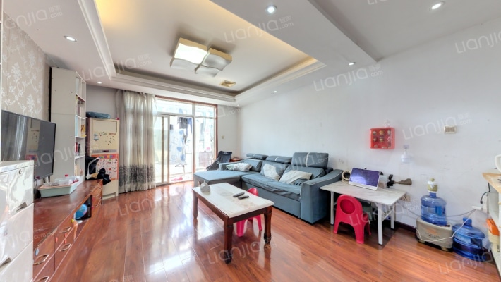 名人公馆二手房实景图