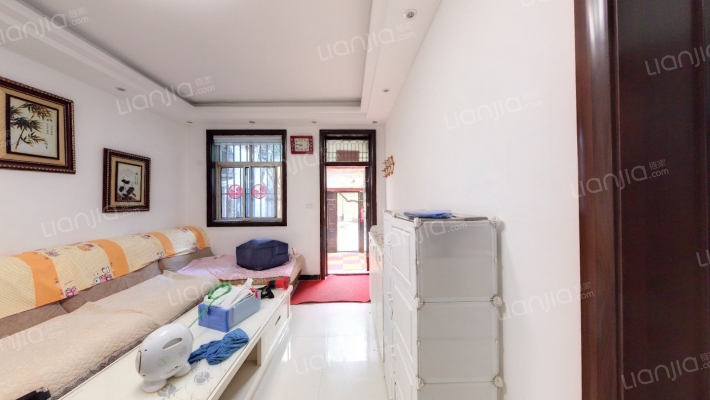 向南住宅楼二手房实景图