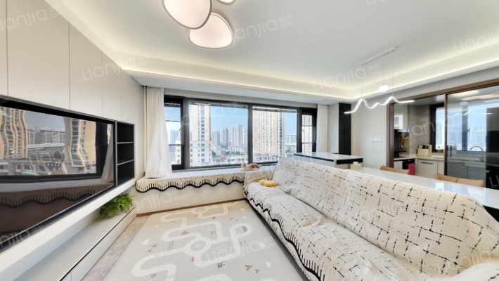 荷禹宸府二手房实景图