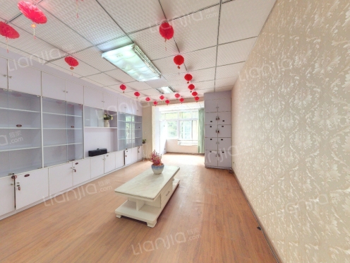 整租·凉山州公路运输管理处经济适用房 4室2厅 南/北