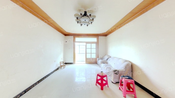 公交四公司家属院二手房实景图