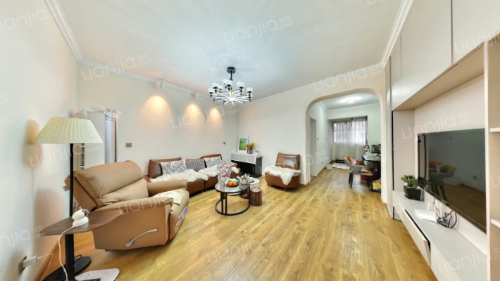 龙江路23号二手房实景图