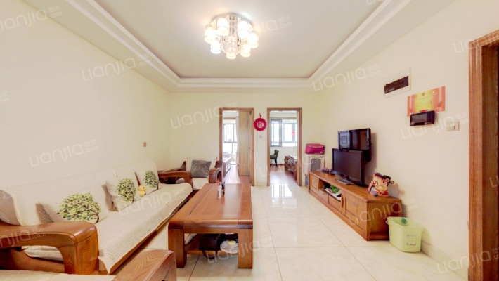 泊金湾二手房实景图