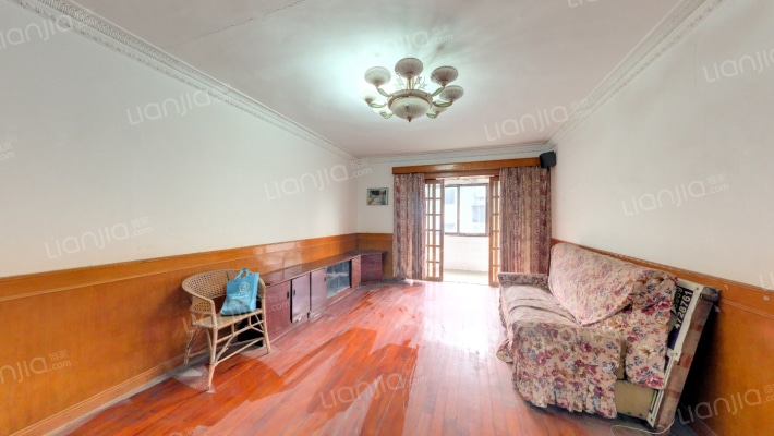 金属材料公司宿舍二手房实景图