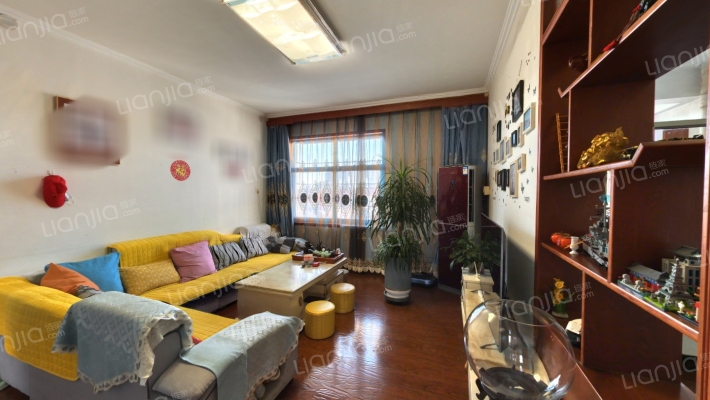 驿城区税务局家属院(天顺路西段16号)二手房实景图