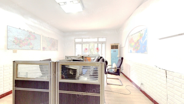 蓝谷黑骏汽摩城二手房实景图