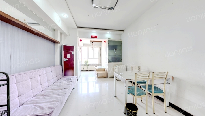 恒佳格调二手房实景图