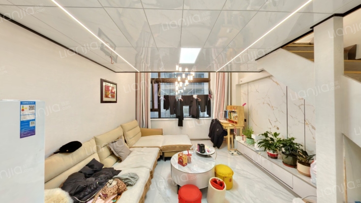 雅戈尔时代之星二手房实景图