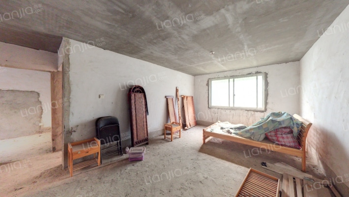 含浦家苑二手房实景图