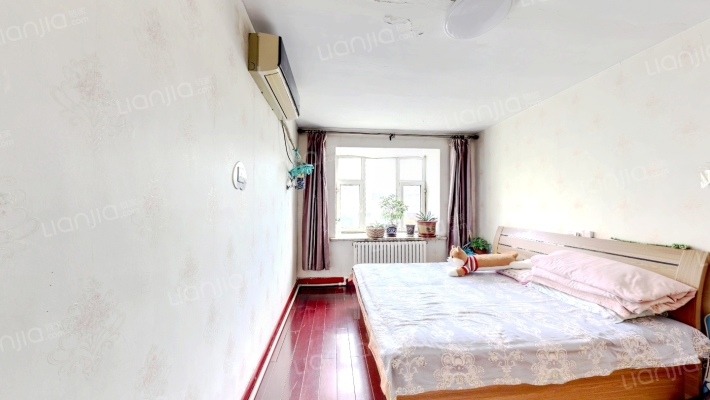 金融宿舍二手房实景图