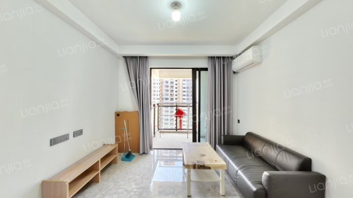 万科城市之光二手房实景图