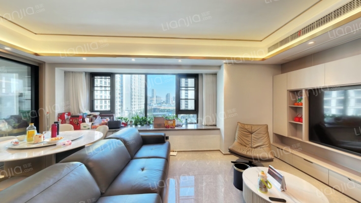 久雍府二手房实景图