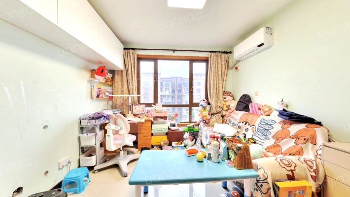 德邑小城(公寓)二手房实景图