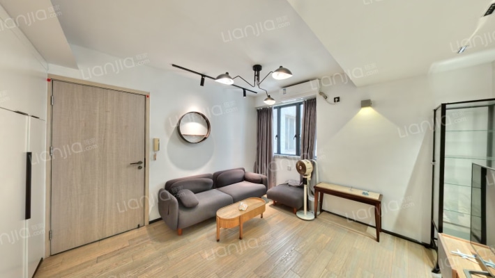 广信怡景大厦二手房实景图