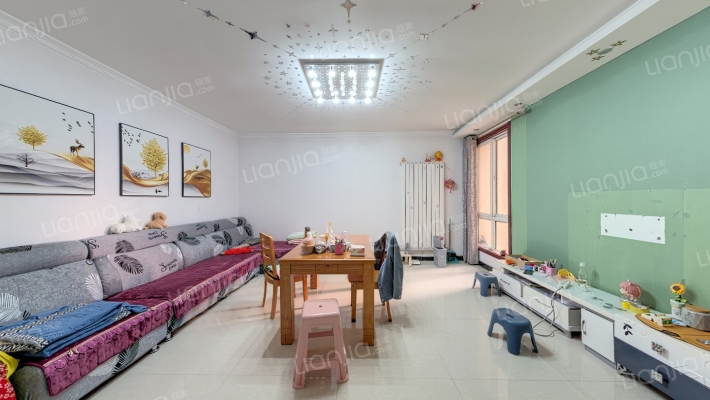 水泥制管厂家属院二手房实景图