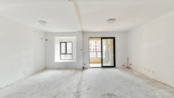 金地名悦二手房实景图