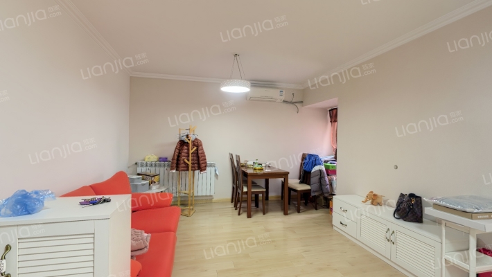 恒荣世家二手房实景图