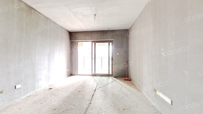 恒裕嘉城二手房实景图