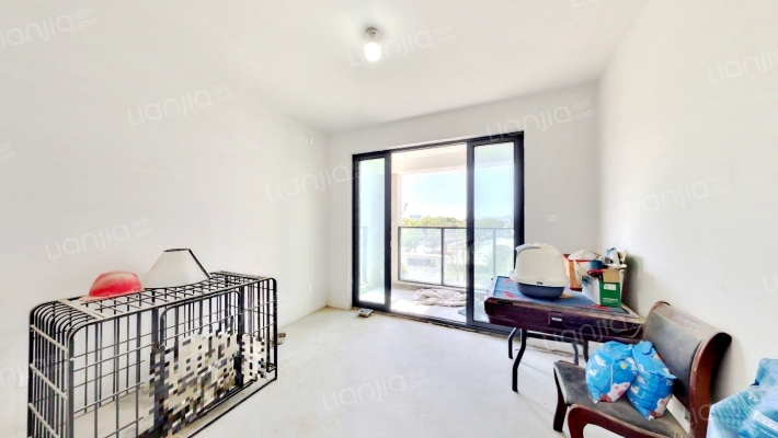 龙惠花苑三期二手房实景图