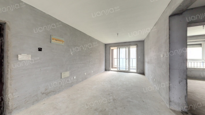 冠城大通三期竹苑二手房实景图