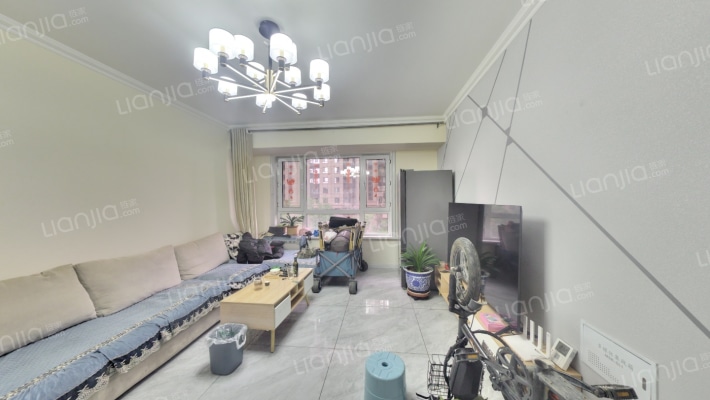 华源公园1号三期二手房实景图