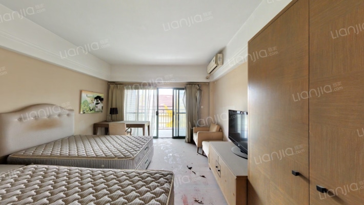 上邦高尔夫温泉公馆二手房实景图