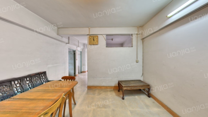 天侨阁二手房实景图