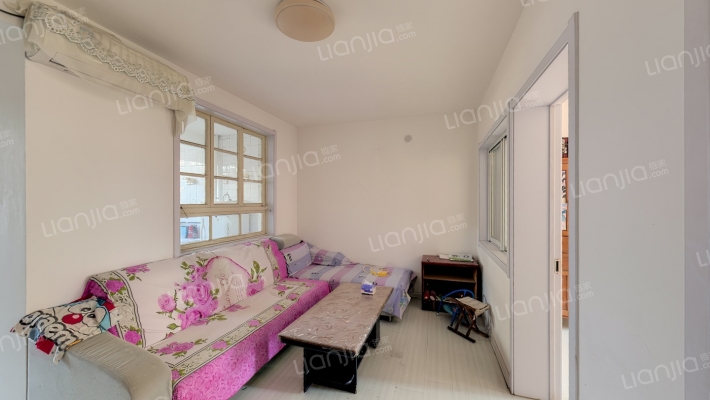 蓄电池小区二手房实景图