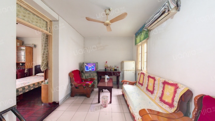 中铁四局八分公司合肥西站办事处二手房实景图