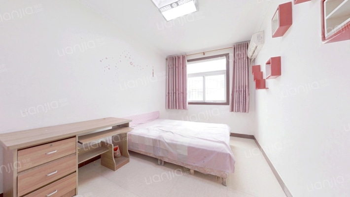 卫生路15号院二手房实景图