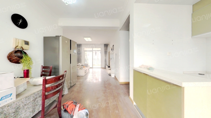 大洋彼岸二手房实景图