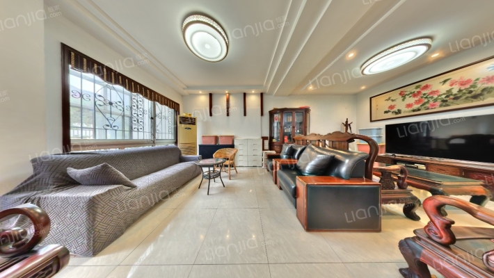 泰盛绿岛二手房实景图